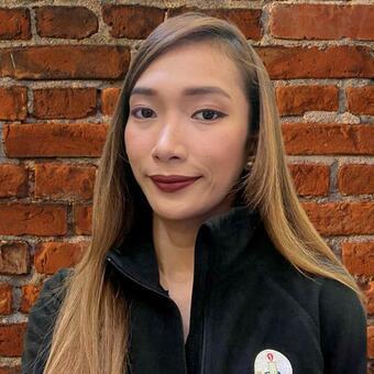Paula Roxas Headshot